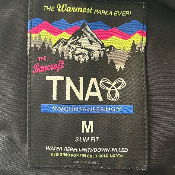 Aritzia TNA Down Parka M Black Hood Fur Trim Water Repellent Slim Fit - Picture 10 of 12